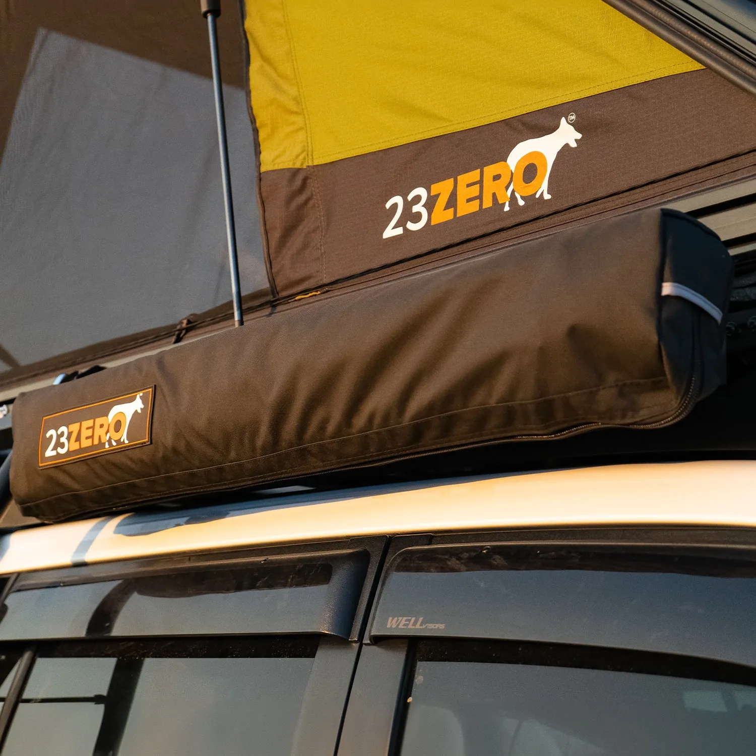 23ZERO KESTREL VEHICLE SHOWER TENT IN FULL-PRIVACY BLACK