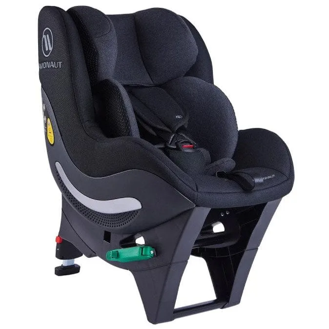 Avionaut Sky 2.0 Car Seat in Black