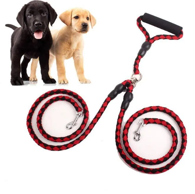 Double-Ended Traction Rope for Walking the Dog