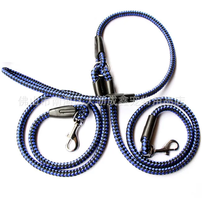 Double-Ended Traction Rope for Walking the Dog