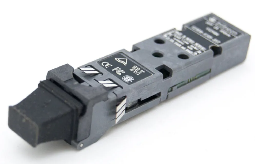 Infineon SFP Multimode 850nm Fibre Channel Transceiver with LC Connector PN:V23818-M305-B57