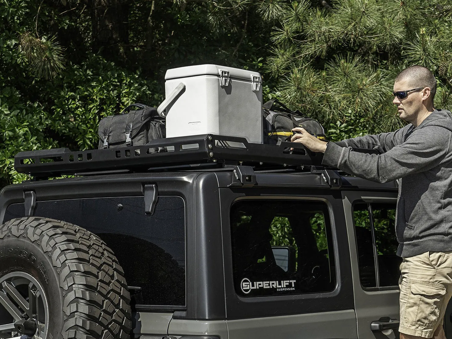 RUGGED RIDGE Roof Rack with Basket, 4 Door Only for 18-up Jeep Wrangler JL & JL Unlimited